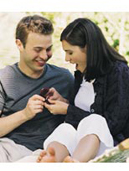 How to buy a diamond engagement ring